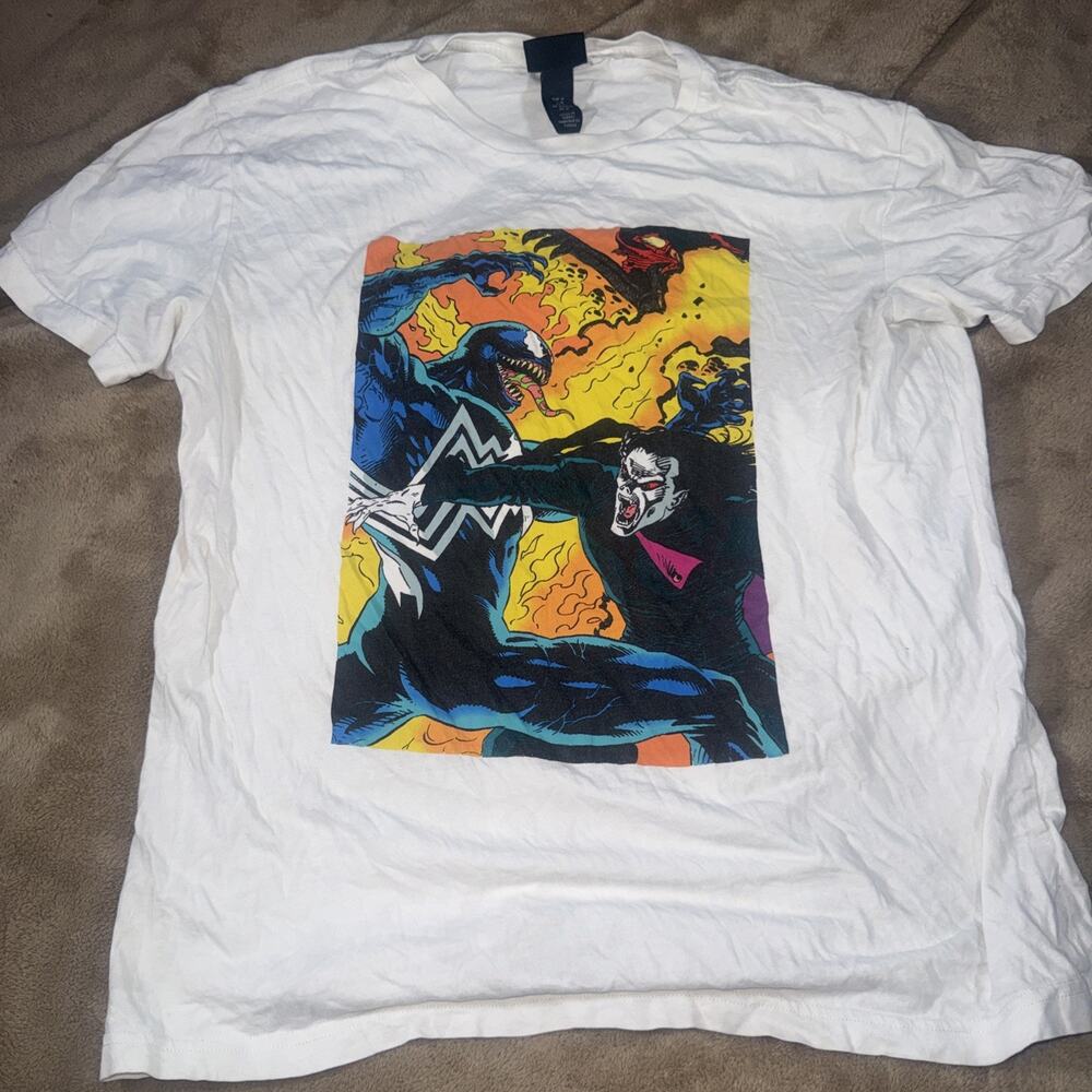 Marvel Venom vs Morbius Graphic Tee H&M White T-Shirt Men’s Medium